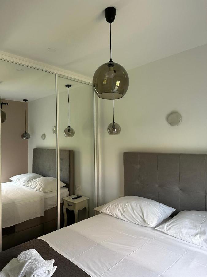 Apartment Mare's 1 *